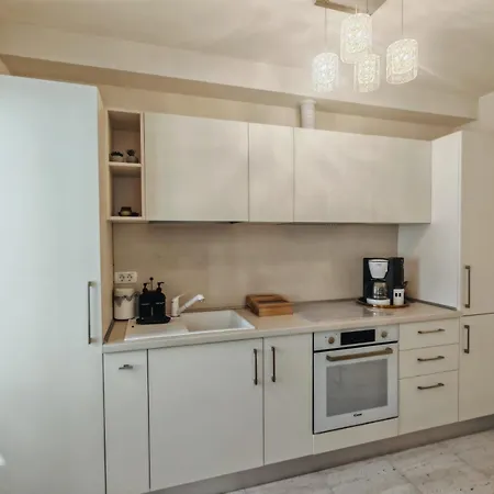 דירה Dannia House בראשוב