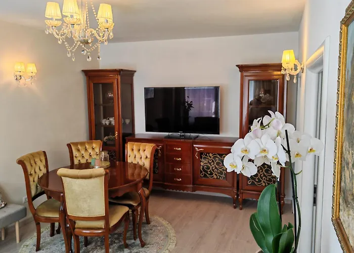 דירה Dannia House *